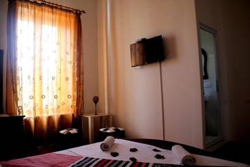 Фото номера Двухместный номер с 1 кроватью Отель Hotel King Tamari г. Кутаиси 8