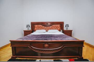 Фотографии Отель Hotel King Tamari г. Кутаиси (Грузия) №1 Фото Отель Hotel King Tamari г. Кутаиси 1