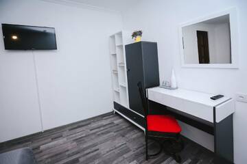 Фото номера Апартаменты с 2 спальнями (для 6 взрослых) Отель Hotel King Tamari г. Кутаиси 4