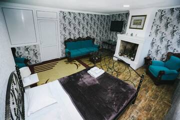 Фото номера Стандартный люкс Отель Hotel King Tamari г. Кутаиси 5