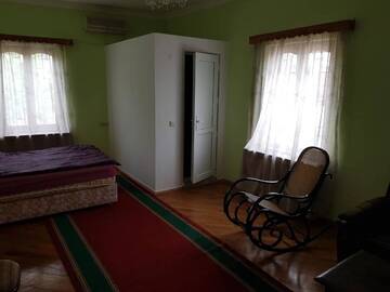 Фото номера Семейный номер с ванной Гостевой дом Imeri Guest House г. Кутаиси 11